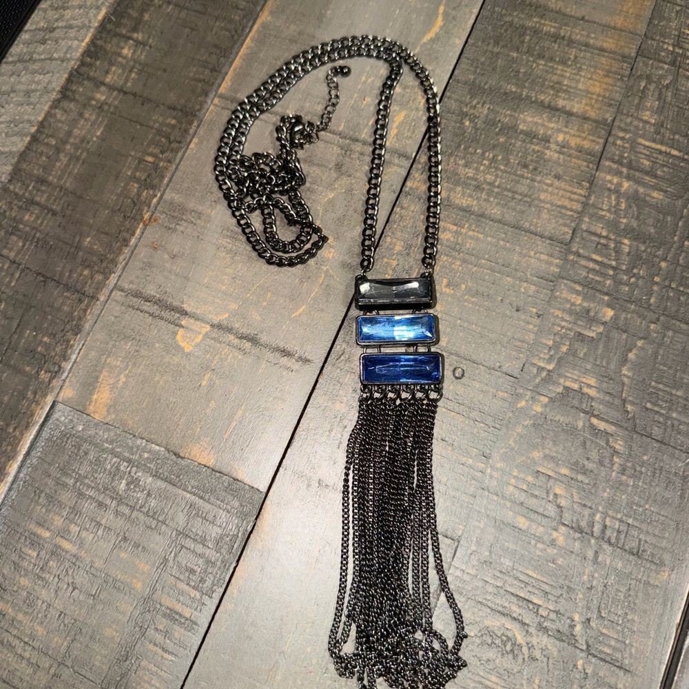 Elegant Black and Blue Necklace 14 inch chain beautiful fashion jewelry